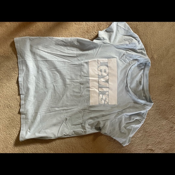 Levi’s Tee - Picture 1 of 1